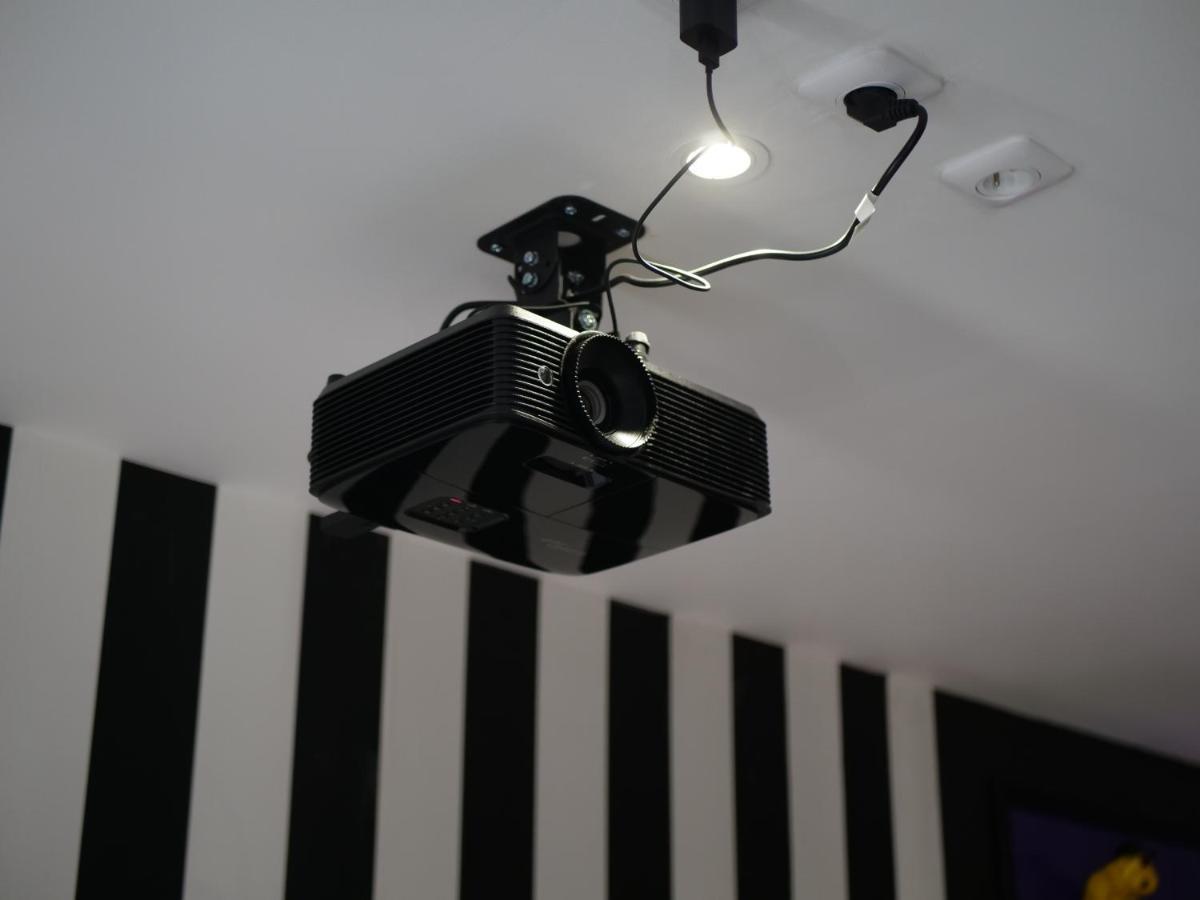 Ng Suitehome - Lille I Roubaix Centre I Grand Place - Balneo - Netflix - Wifi 外观 照片