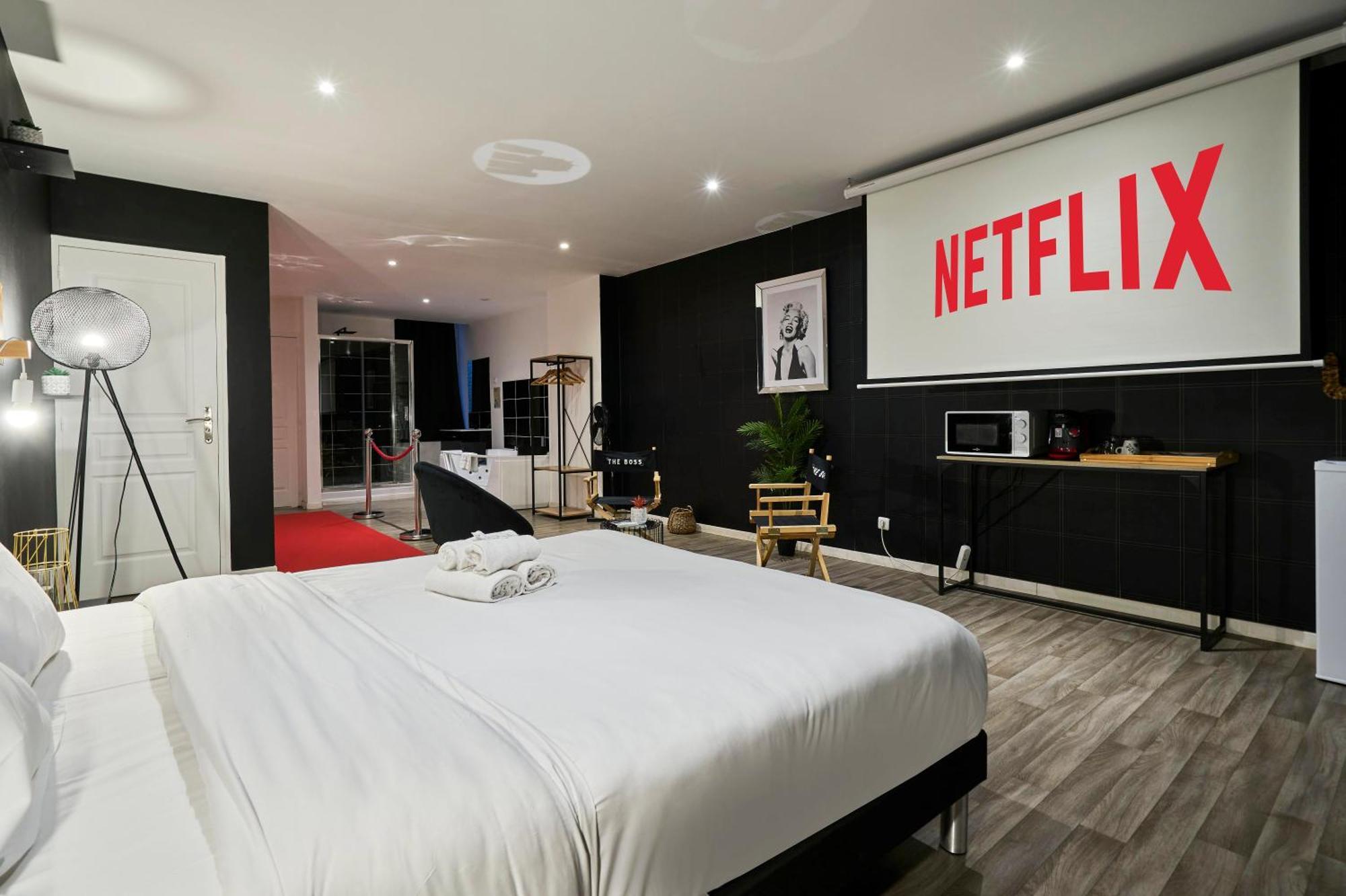 Ng Suitehome - Lille I Roubaix Centre I Grand Place - Balneo - Netflix - Wifi 外观 照片