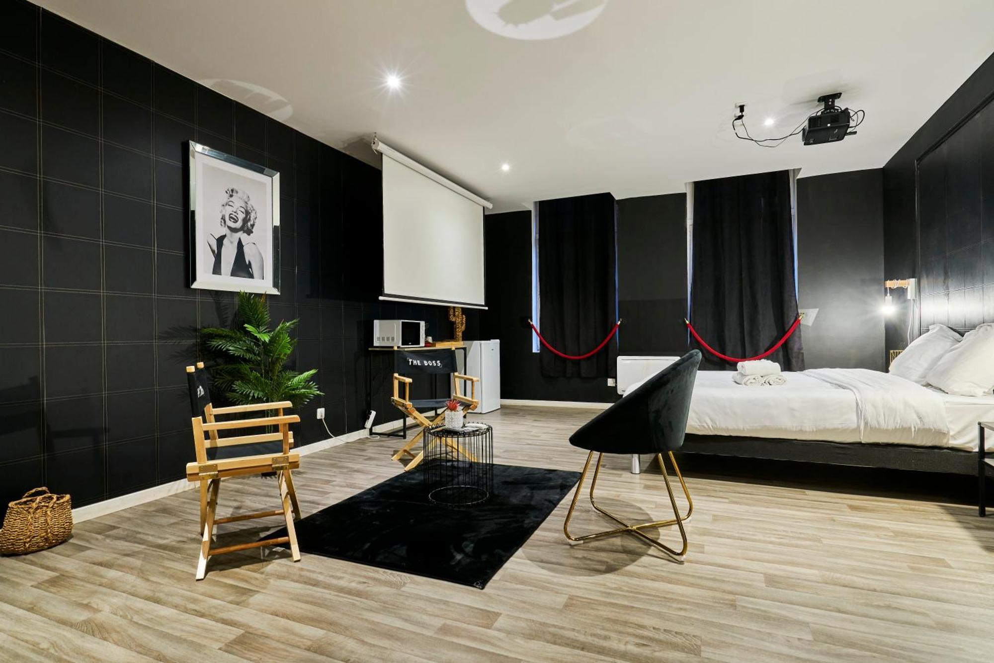 Ng Suitehome - Lille I Roubaix Centre I Grand Place - Balneo - Netflix - Wifi 外观 照片
