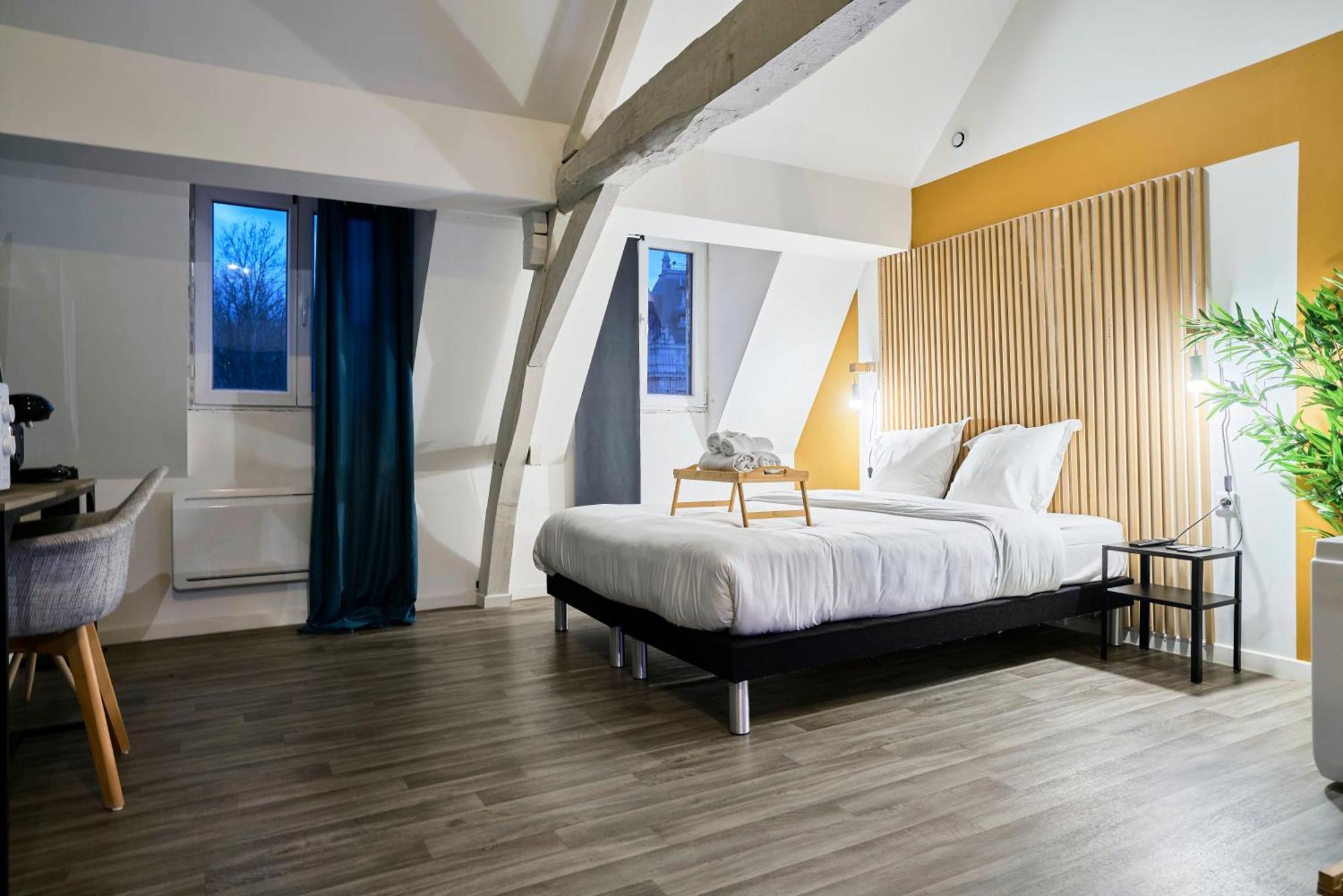 Ng Suitehome - Lille I Roubaix Centre I Grand Place - Balneo - Netflix - Wifi 外观 照片