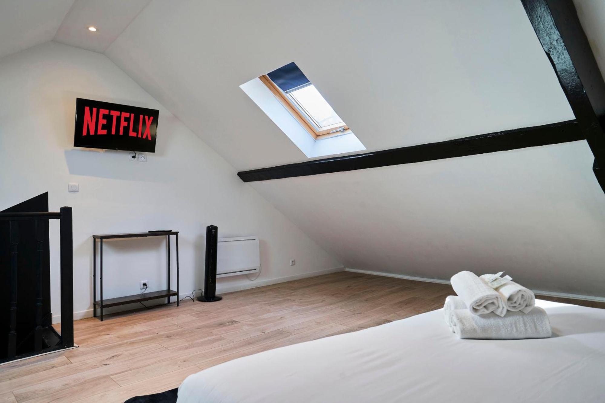 Ng Suitehome - Lille I Roubaix Centre I Grand Place - Balneo - Netflix - Wifi 外观 照片